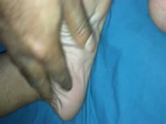 In a non-professional episode, playing with an Indian girl's shaved punani
